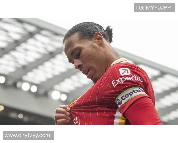 冲突升级！范戴克与教练发生激烈争执