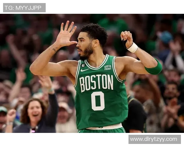 赛后评分出炉：塔图姆成最大亮点！