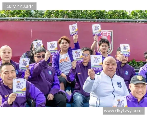 球星与粉丝互动集锦 球星与粉丝互动集锦