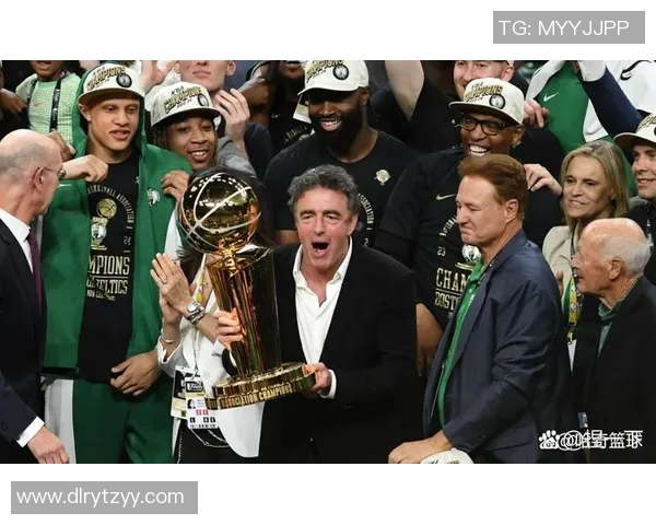 凯尔特人今日状态爆棚全场最佳表现震撼全场赢得满堂喝彩 凯尔特人今日状态爆棚全场最佳表现震撼全场赢得满堂喝彩