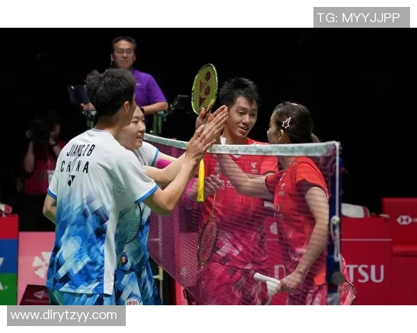 羽毛球混双比赛中的战术配合与技术要点深度分析 羽毛球混双比赛中的战术配合与技术要点深度分析